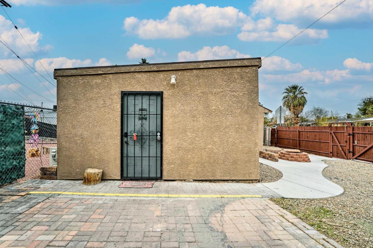 North Las Vegas Studio With Fire Pit 10 Mi To Strip Екстериор снимка